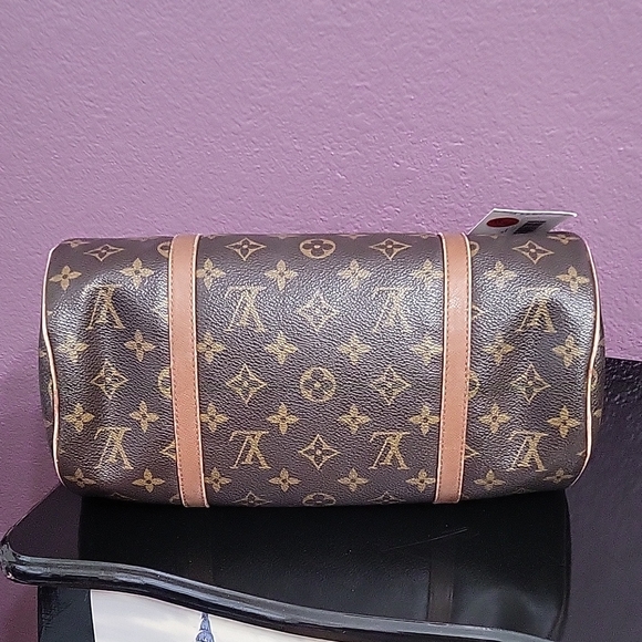 Louis Vuitton Papillon Monogram Barrel Bag - Picture 8 of 13